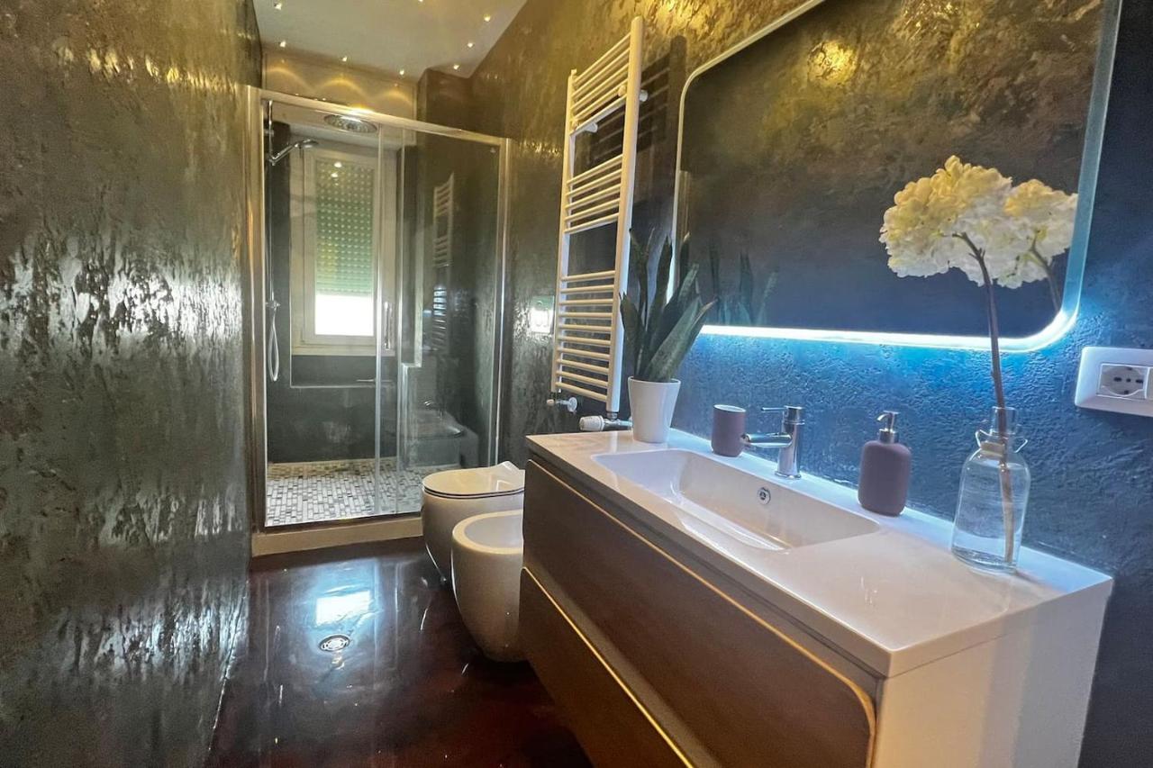 Prestigioso Trilocale Sui Navigli Con A/C & Wi-Fi Apartman Milánó Kültér fotó