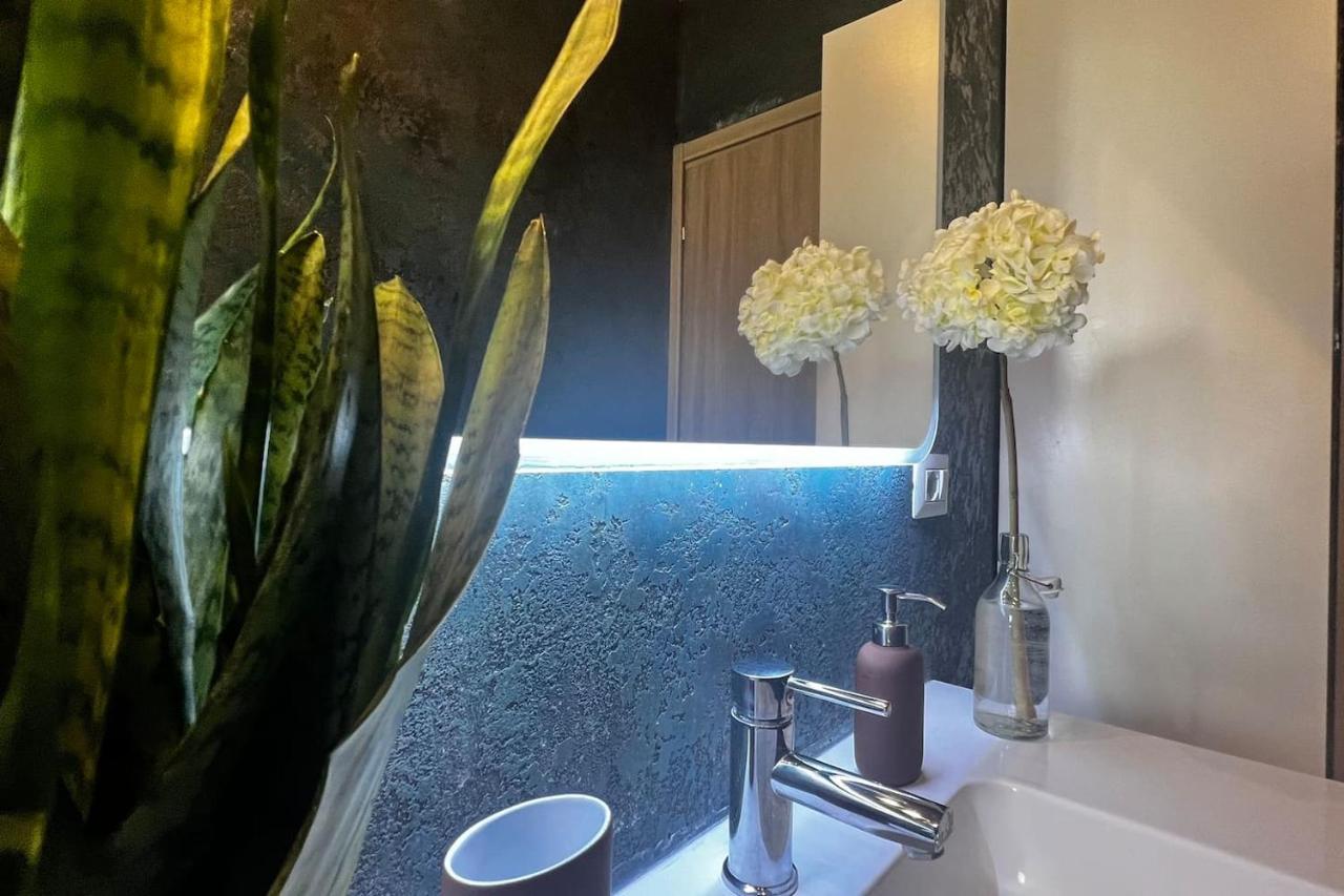 Prestigioso Trilocale Sui Navigli Con A/C & Wi-Fi Apartman Milánó Kültér fotó