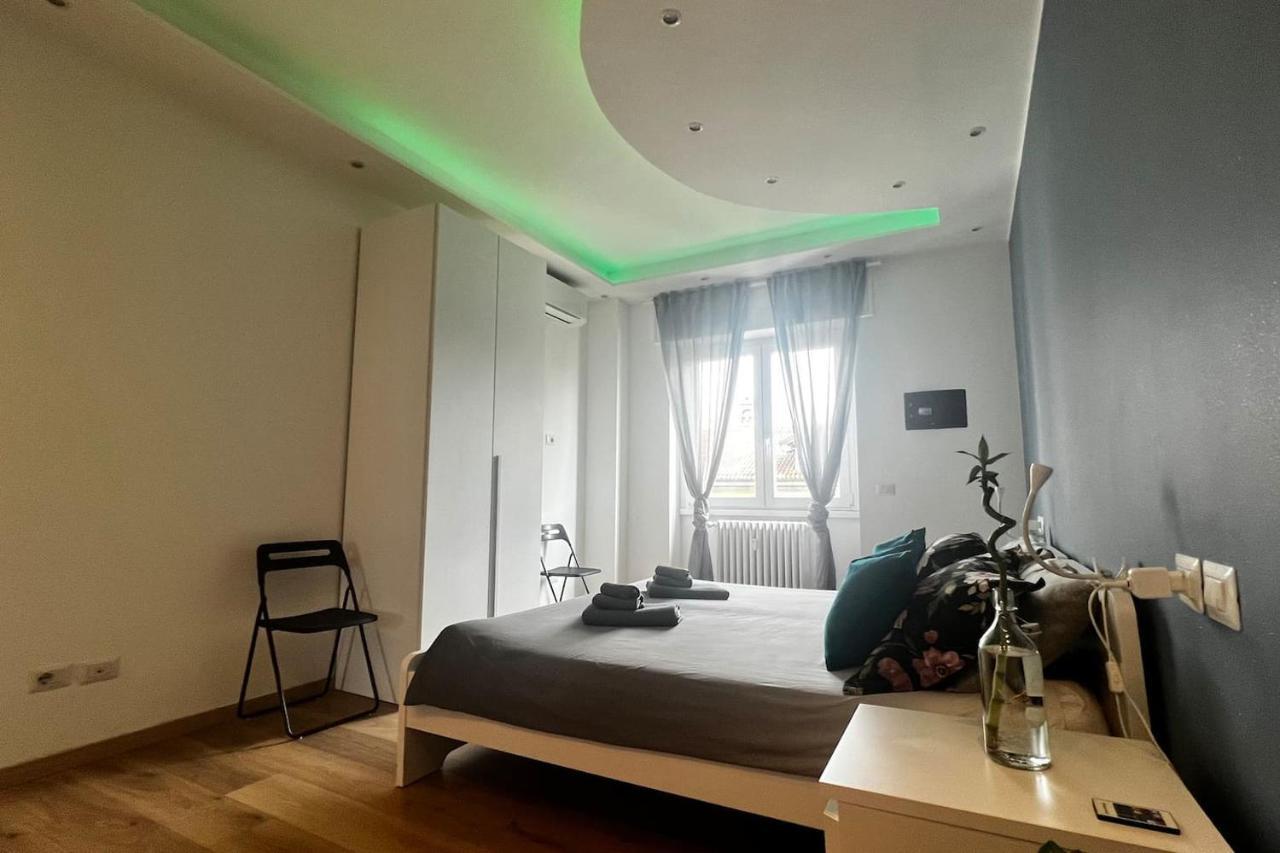 Prestigioso Trilocale Sui Navigli Con A/C & Wi-Fi Apartman Milánó Kültér fotó