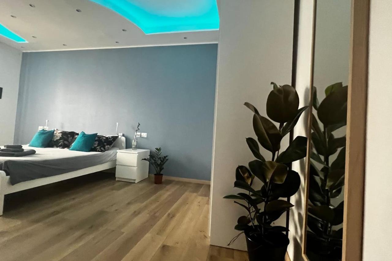 Prestigioso Trilocale Sui Navigli Con A/C & Wi-Fi Apartman Milánó Kültér fotó