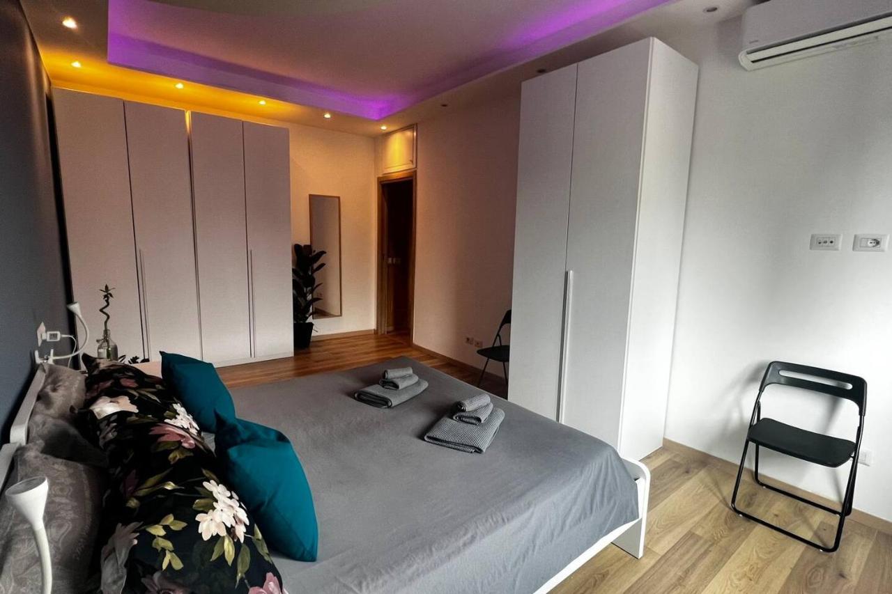 Prestigioso Trilocale Sui Navigli Con A/C & Wi-Fi Apartman Milánó Kültér fotó